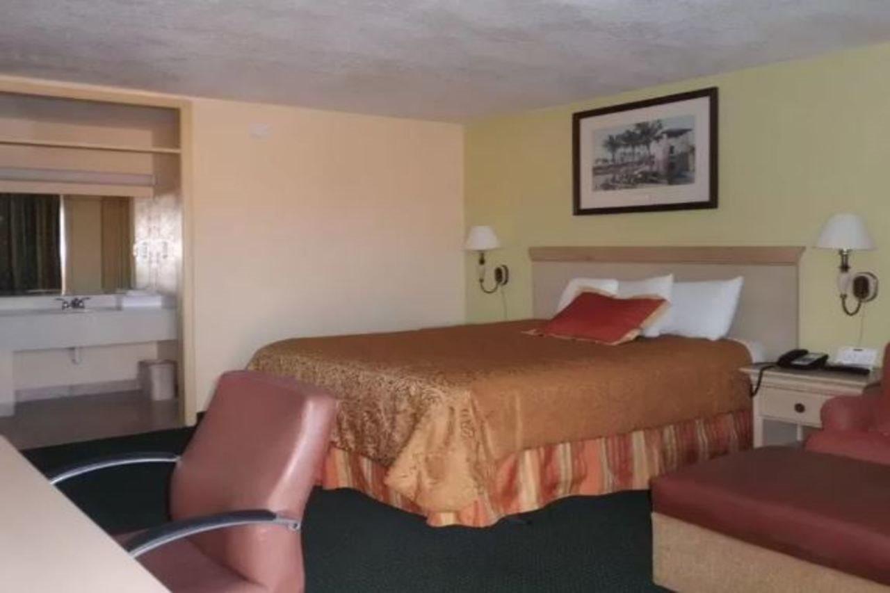 America'S Best Inn & Suites-Lakeland Eksteriør billede